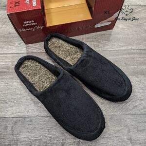 Isotoner Men's Memory Step Slippers Size XL (11-12)